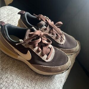 13c nike one waffle light chocolate